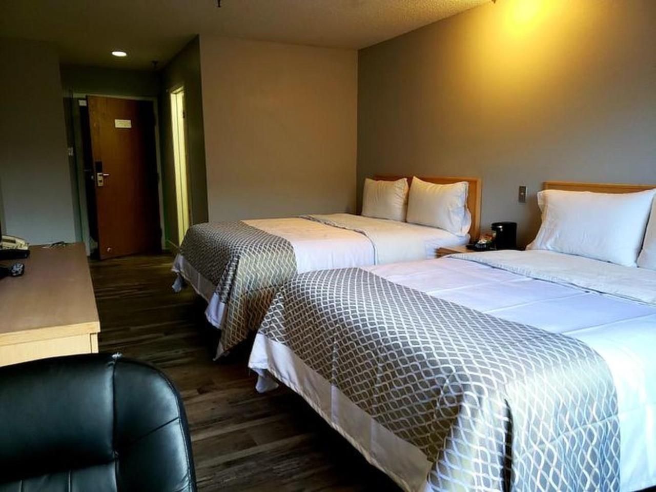 Venture Inn Hotel Saskatoon Exteriör bild